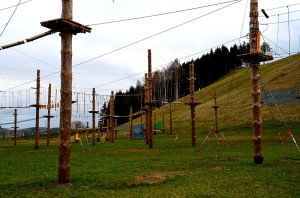 Przy ośrodku "Szelment" powstał park linowy.