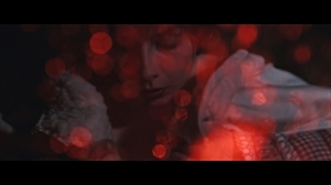 Kadr z filmu fashion "Rojst".