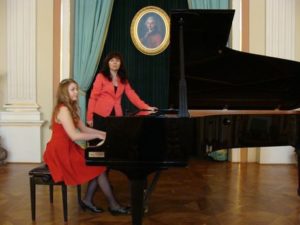 Na zdj. Kamila Sacharzewska i Anna Borkowska.
