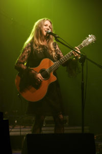 Na zdj. Ela Dębska (źródło: eladebska.eu).