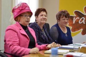 Suwalscy seniorzy promują działanie w myśl zasady wzajemności. Do udziału w swoich przedsięwzięciach zapraszają również młodych ludzi.