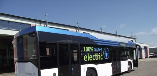 Elektryczny autobus