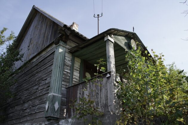 Drewno na nowo, Stowarzyszenie z Siedzibą w Warszawie, Sejny, architektura drewniana, Zuzanna Krzysztofik, Marcin Pawlukiewicz, historia, dziedzictwo kulturowe