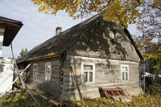 Drewno na nowo, Stowarzyszenie z Siedzibą w Warszawie, Sejny, architektura drewniana, Zuzanna Krzysztofik, Marcin Pawlukiewicz, historia, dziedzictwo kulturowe