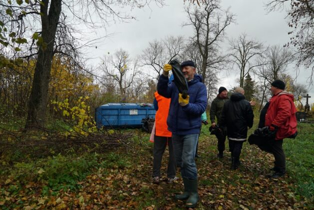 Suwałki, Niebywałe Suwałki, kompleks cmentarzy siedmiu wyznań, Dawid Banach, prawosławie, staroobrzędowcy, Żydzi, muzułmanie, ewangelicy